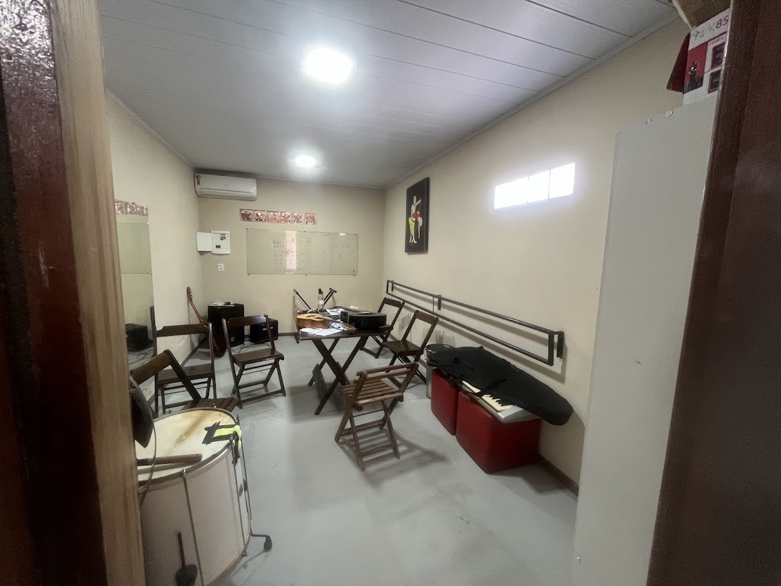 Sala de música da sede atual da escola
